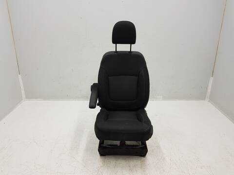 Asiento Delantero Izquierdo Nissan NV300 L1H1 27T PRO FURGON