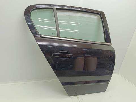 Puerta Trasera Derecha Opel Astra COSMO BERLINA 101CV 74KW