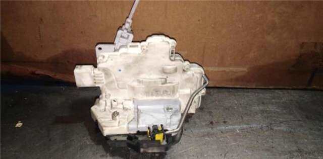Foto 2ª: Cerradura Puerta Trasera Izquierda Audi A4 1.9 TDI [1.9 LTR. - 85 KW TDI] [BRB]