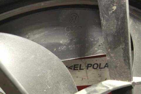 Foto 2ª: Electroventilador Aire Acondicionado Volkswagen Polo 1.4 FSI 86CV 63KW [CGG] (2011)