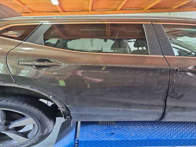 Puerta Trasera Derecha Nissan Qashqai ACENTA 110CV 81KW