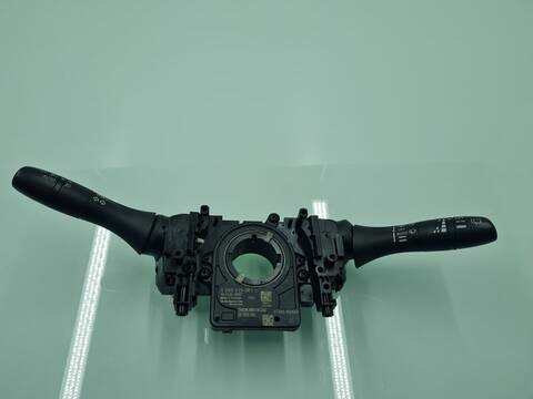 Mando Multifuncion Nissan Qashqai ACENTA 131CV 96KW
