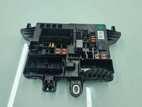 Caja Reles Fusibles Opel Insignia SPORT 160CV 118KW