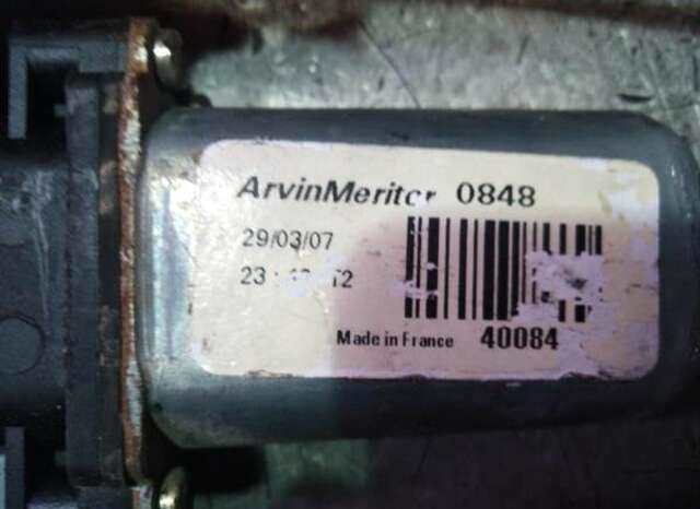 Elevalunas Eléctrico Delantero Derecho Nissan Navara 2.5 DCI