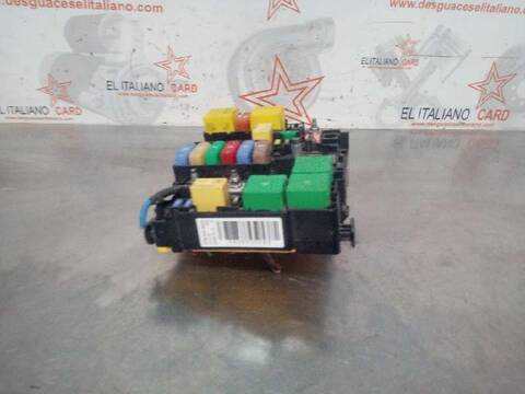 Foto 3ª: Caja Reles Fusibles Peugeot Expert PRO STANDARD 116CV 85KW FURGON [BH01] (2016)