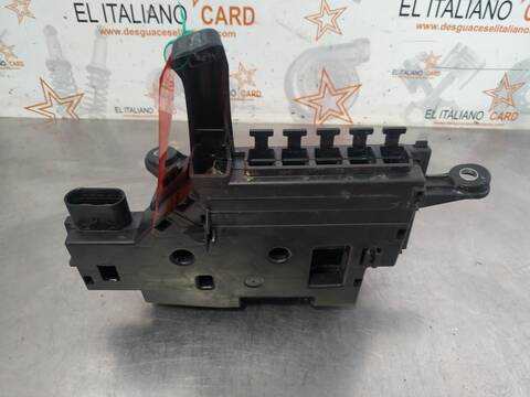 Caja Reles Fusibles Mercedes Clase C 160 C 220 T CDI BLUETEC 205.204) 170CV 125KW FAMILIAR