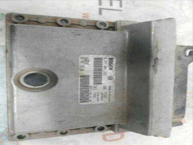 Foto 2ª: Centralita Motor ECU Citroen Xantia 1.9 TD BERLINA 90CV 66KW