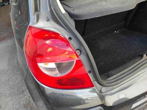 Piloto Trasero Izquierdo Renault Clio K4M800