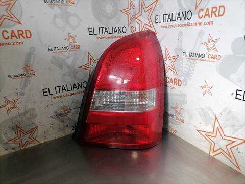 Piloto Trasero Derecho Nissan Primera VISIA BERLINA 109CV 80KW