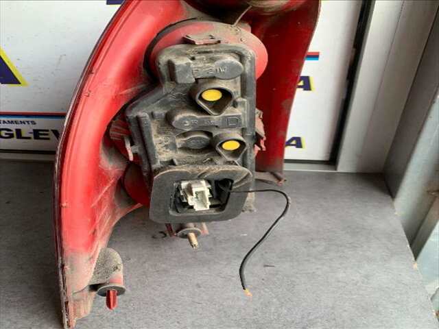 Foto 3ª: Piloto Trasero Derecho Peugeot 307 1.6 HDI110CV [9HY] (2006)