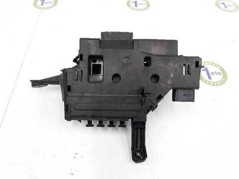 Foto 2ª: Caja Reles Fusibles Mercedes Clase C 160 C 250 CDI BLUETEC 205.008) [651921] (2013)