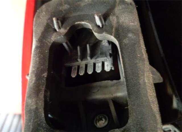 Foto 3ª: Piloto Trasero Derecho Opel Corsa 1.7 CDTI [Z 17 DTH]