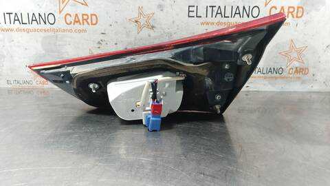 Foto 3ª: Piloto Portón Izquierdo Toyota Auris ADVANCE 112CV 82KW [N47C16A] (2015)