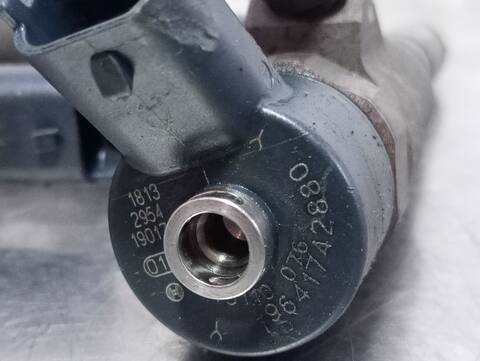 Foto 2ª: Inyectores Citroen Xsara 1.6 HDI 90 EXCLUSIVE PICASSO 90CV 66KW [RHY] (2002)