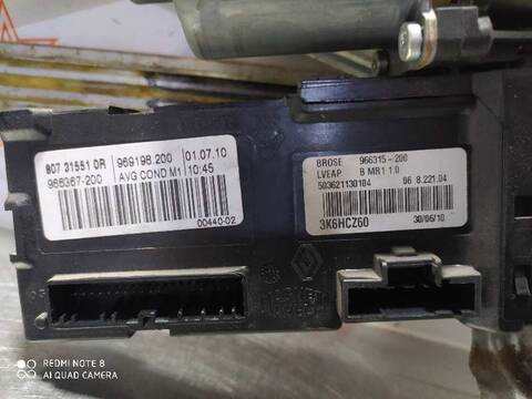 Foto 2ª: Elevalunas Eléctrico Delantero Izquierdo Renault Megane EXPRESSION BERLINA 86CV 63KW III BERLINA 5 P [K9K F8] (2010)