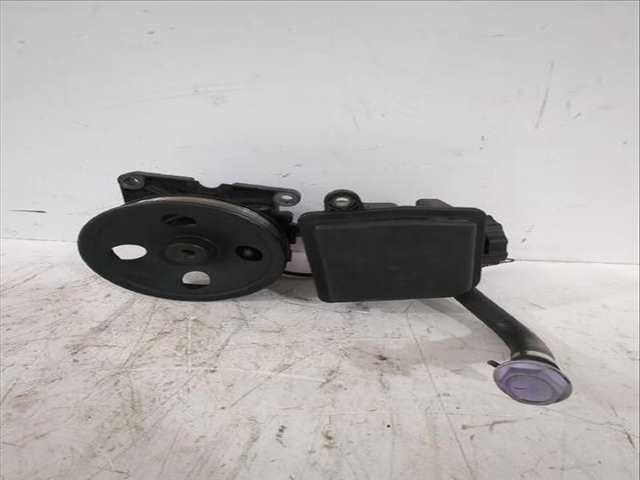 Foto 2ª: Bomba de Direccion Mercedes Clase C 160 CLK 240 209.361) 170CV [M 112.912] (2002)