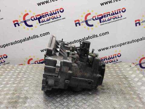 Foto 3ª: Caja Cambios Volkswagen Golf BERLINA (1998)