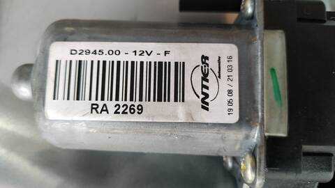 Foto 4ª: Elevalunas Manual Trasero Derecho Alfa Romeo 159 1.9 JTDM 16V ELEGANTE 150CV 110KW [939A2000] (2008)