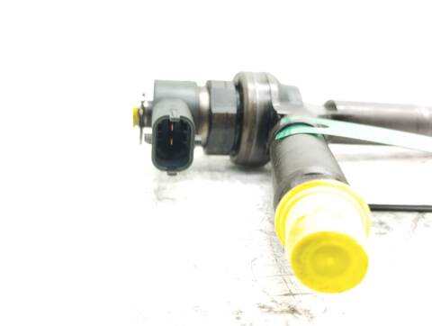 Foto 4ª: Inyectores Opel Astra COSMO BERLINA 101CV 74KW [Z17DTH] (2005)