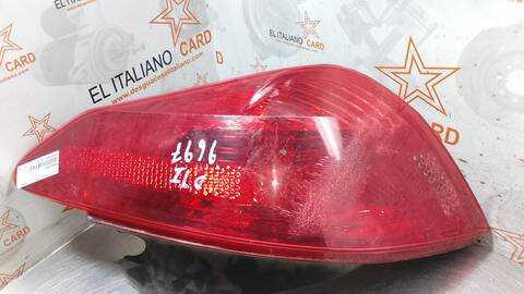 Foto 2ª: Piloto Trasero Derecho Peugeot 308 CONFORT 109CV 80KW [9HX O 9H01] (2009)