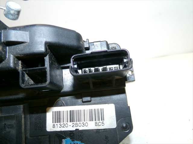 Foto 4ª: Cerradura Puerta Delantera Derecha Hyundai Santa Fe 2.2 D 2006-2009 [4EB] (2006)