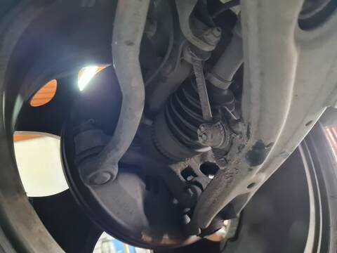 Mangueta Delantera Izquierda Mazda CX7 2.2 CRTD ER) ACTIVE 173CV 127KW