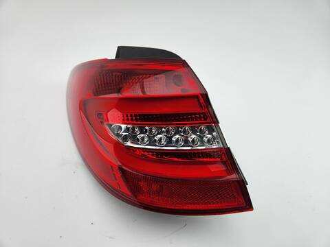 Piloto Trasero Izquierdo Mercedes Clase B 150 B 180 CDI BE 246.200) 109CV 80KW