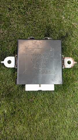 Foto 3ª: Caja Reles Fusibles Lexus LX 4.7 G 470 V8 (2002)