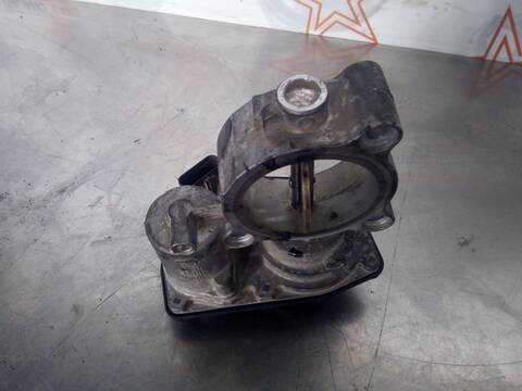 Foto 4ª: Caja Mariposa Toyota Verso COMFORT 112CV 82KW [N47C16A] (2015)