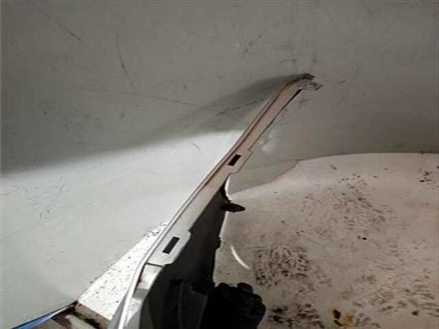 Foto 2ª: Paragolpes Delantero Toyota Corolla 2.0 D-4D LUNA BERLINA [2.0 LTR. - 85 KW D-CAT] [1CDFTV]