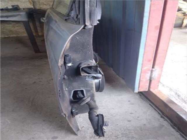 Foto 2ª: Puerta Delantera Derecha Bmw Serie 3 315 2.0 320TD [2.0 LTR. - 110 KW 16V DIESEL CAT] [M47 D20 (20 4 D4)]