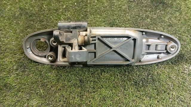 Foto 2ª: Maneta Exterior Delantera Izquierda Toyota Land Cruiser 4.2 T DIESEL HDJ100 (2003)