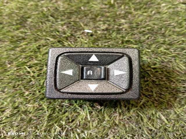 Mando Retrovisor Jeep Grand Cherokee 4.0 G ZJ LAREDO 5P. Automatico