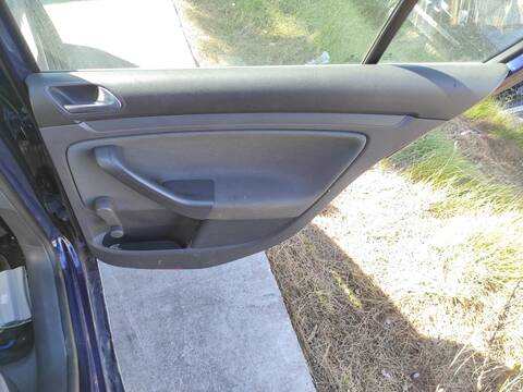 Tapizados Cartoneras Volkswagen Golf BDK