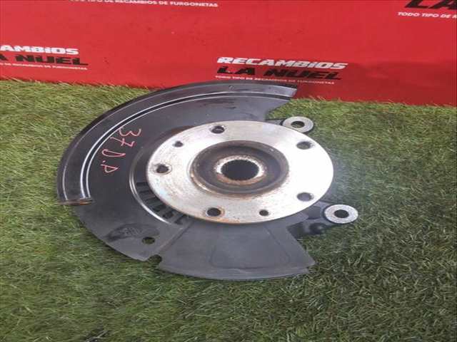 Mangueta Delantera Derecha Renault Kangoo BLUE DCI 95 KJAB) 95CV 70KW