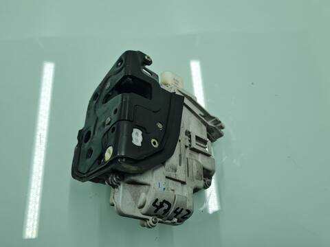 Cerradura Puerta Delantera Derecha Seat Exeo STYLE 120CV 88KW