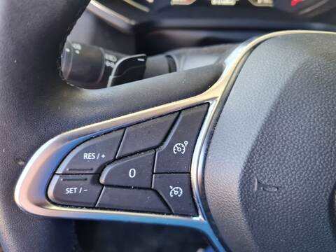 Foto 3ª: Volante Renault Captur TECHNO 140CV 103KW [H5H490] (2022)
