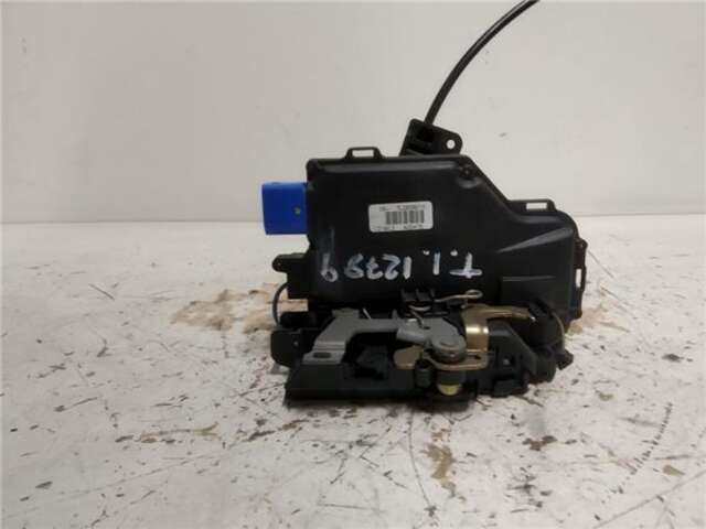 Foto 3ª: Cerradura Puerta Trasera Izquierda Skoda Octavia 2.0 TDI (140 CV) [BKD]