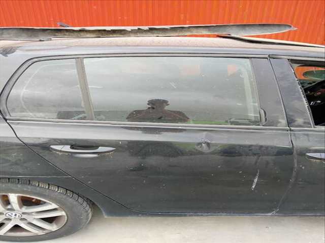 Puerta Trasera Derecha Volkswagen Golf CBA