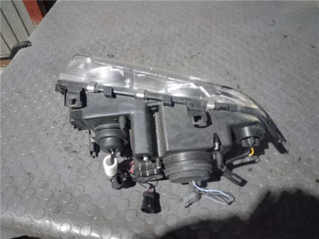 Foto 3ª: Faro Derecho Bmw Serie 3 315 2.0 318D [2.0 LTR. - 85 KW DIESEL CAT (1951 CM3)] [M47 D20 (204D1)]