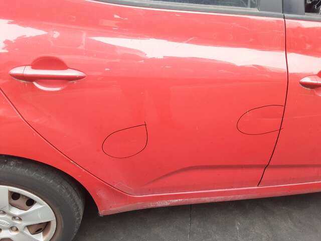 Foto 2ª: Puerta Trasera Derecha Kia Venga 1.4I 90CV [G4FA] (2010)