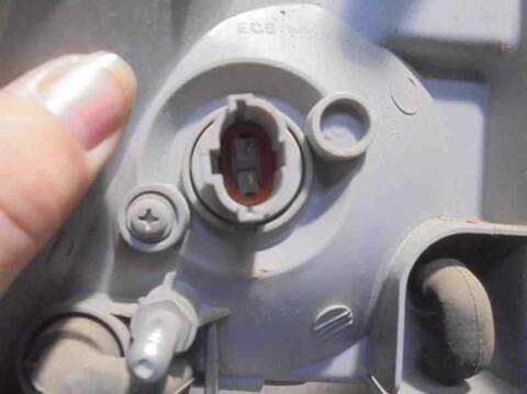 Foto 2ª: Faro Izquierdo Daewoo Kalos 1.4 SR 94CV 69KW [F14D3] (2004)