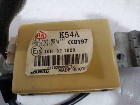 Foto 3ª: Centralita Motor ECU Kia Carnival 2.9 CRDI LX AUT. 144CV [J3] (2001)