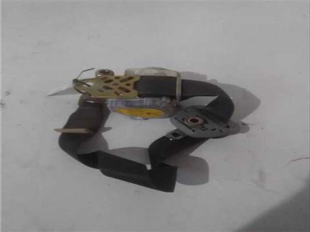 Cinturón Delantero Derecho Toyota Rav4 2.0
