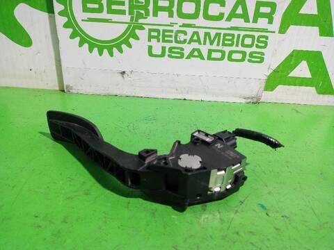 Foto 3ª: Pedal Acelerador Nissan Juke ACENTA 117CV [HR16DE] (2010)
