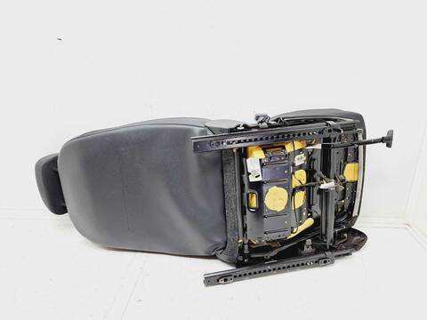 Foto 4ª: Asiento Delantero Izquierdo Volkswagen Golf 102CV 75KW [CGG] (2011)