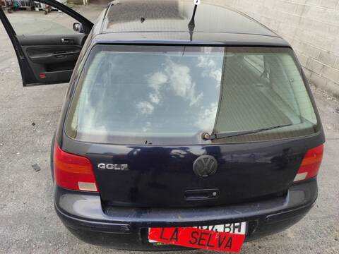 Portón Volkswagen Golf AHW BERLINA