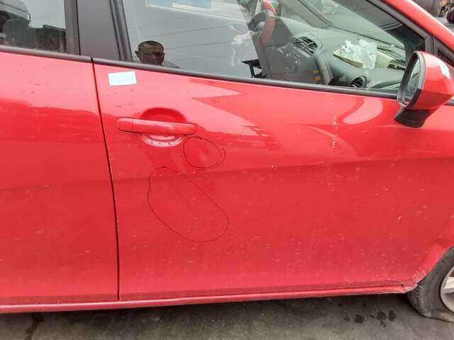 Foto 2ª: Puerta Delantera Derecha Seat Leon 1.6 TDI 90CV/66KW [CAYB] (2011)