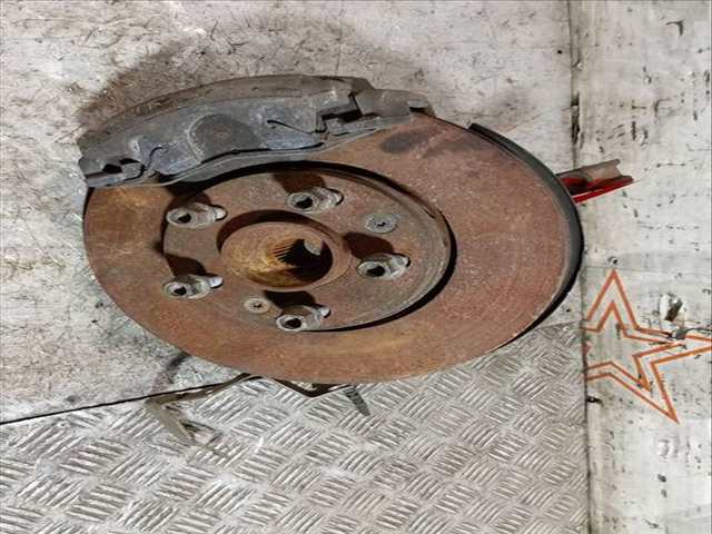 Foto 3ª: Mangueta Delantera Izquierda Dacia Duster PRESTIGE 116CV 85KW [K9K 872] (2020)