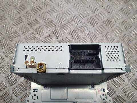 Foto 3ª: Sistema GPS Volkswagen Polo BLUEMOTION 75CV 55KW [CUS] (2016)